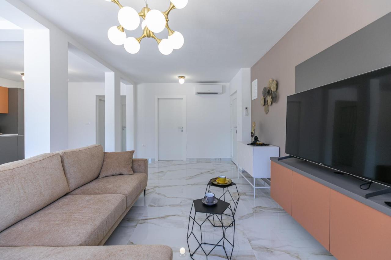 Apartman Suzi Pula Exterior photo
